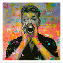 Let's Dance - pop art kunstportræt, der viser en råbende David Bowie i sort/hvid på en kulørfyldt abstrakt baggrund, ligesom der er farveklatter på selve portrættet - fra online galleriet Helt Sort Galleri