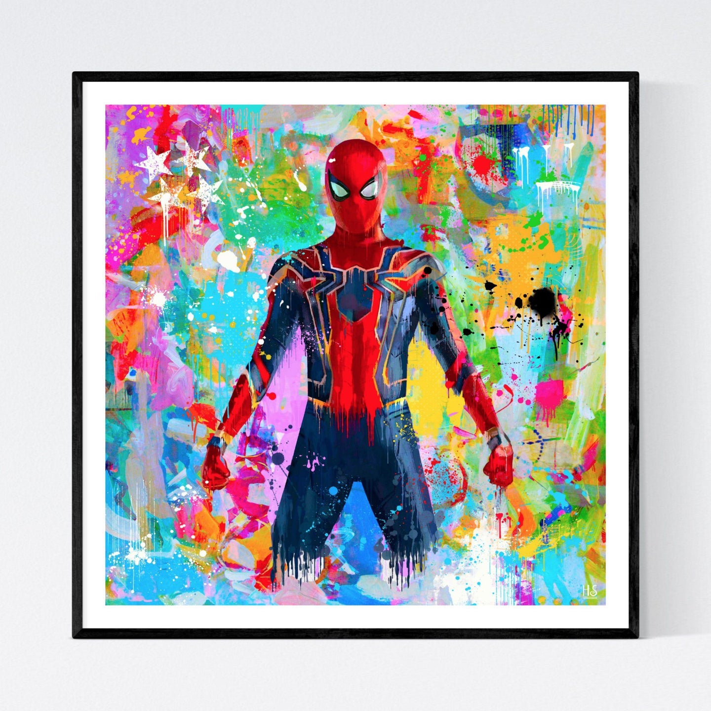 The Avenger - original og iøjnefaldende pop art kunst, der viser Spiderman som nærmest flyder ud på en meget farvefyldt abstrakt baggrund med masser af malerklatter og -stænk - af billedkunstner og pop artist Helt Sort